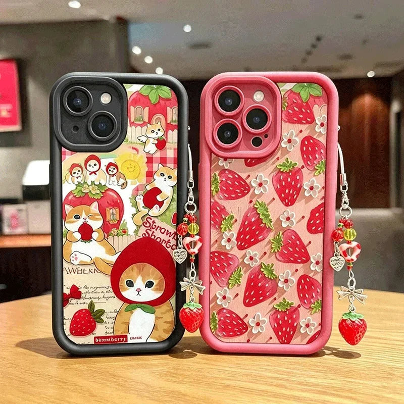 Cute Strawberry Cat Chain Cover For Motorola Moto Edge 70 60 50 Fusion Pro 60S G86 G84 G56 G85 G75 G54 G53 G52 G34 G35 5G Case