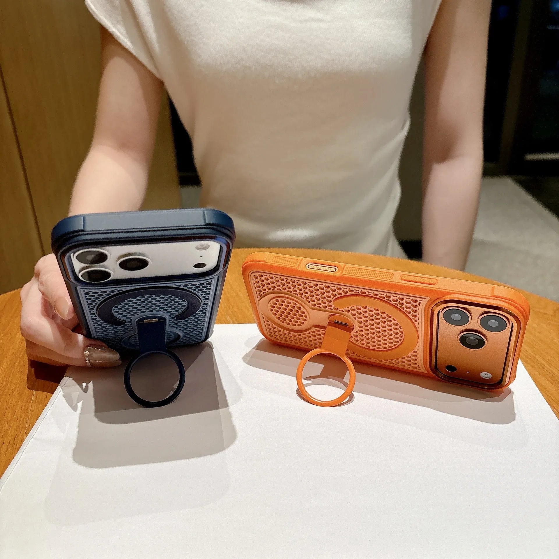 Invisible Support Bracket Cooling Heat Dissipation Phone Case For iPhone 17 16 15 14 13 12 11 Pro Max Breathable Magnetic Cover