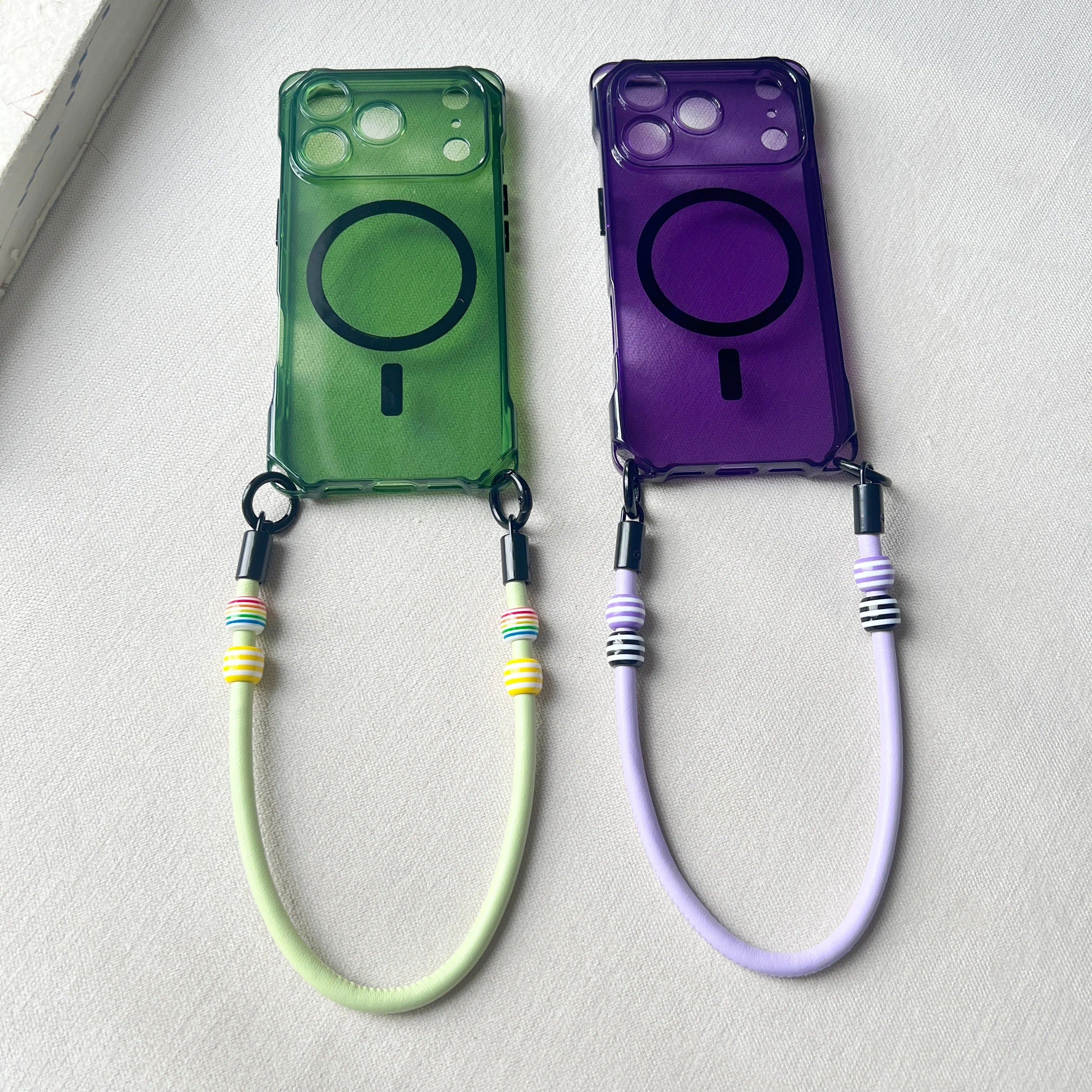Beaded Lanyard Phone Case Suitable For iPhone 17 Pro Max Wrist Lanyard 17 Pro Pendant Air Anti-Drop Magnetic Protective Case