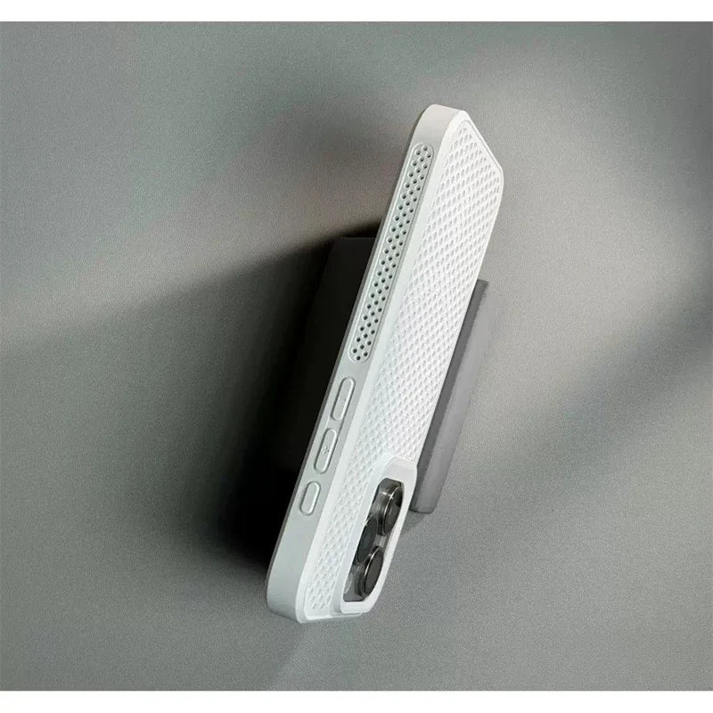 Luxury Dissipate Heat Phone Case For iPhone 11 12 13 14 15 16 Pro 17 Max Plus Air Magnetic Shockproof Bumper Cases Cover