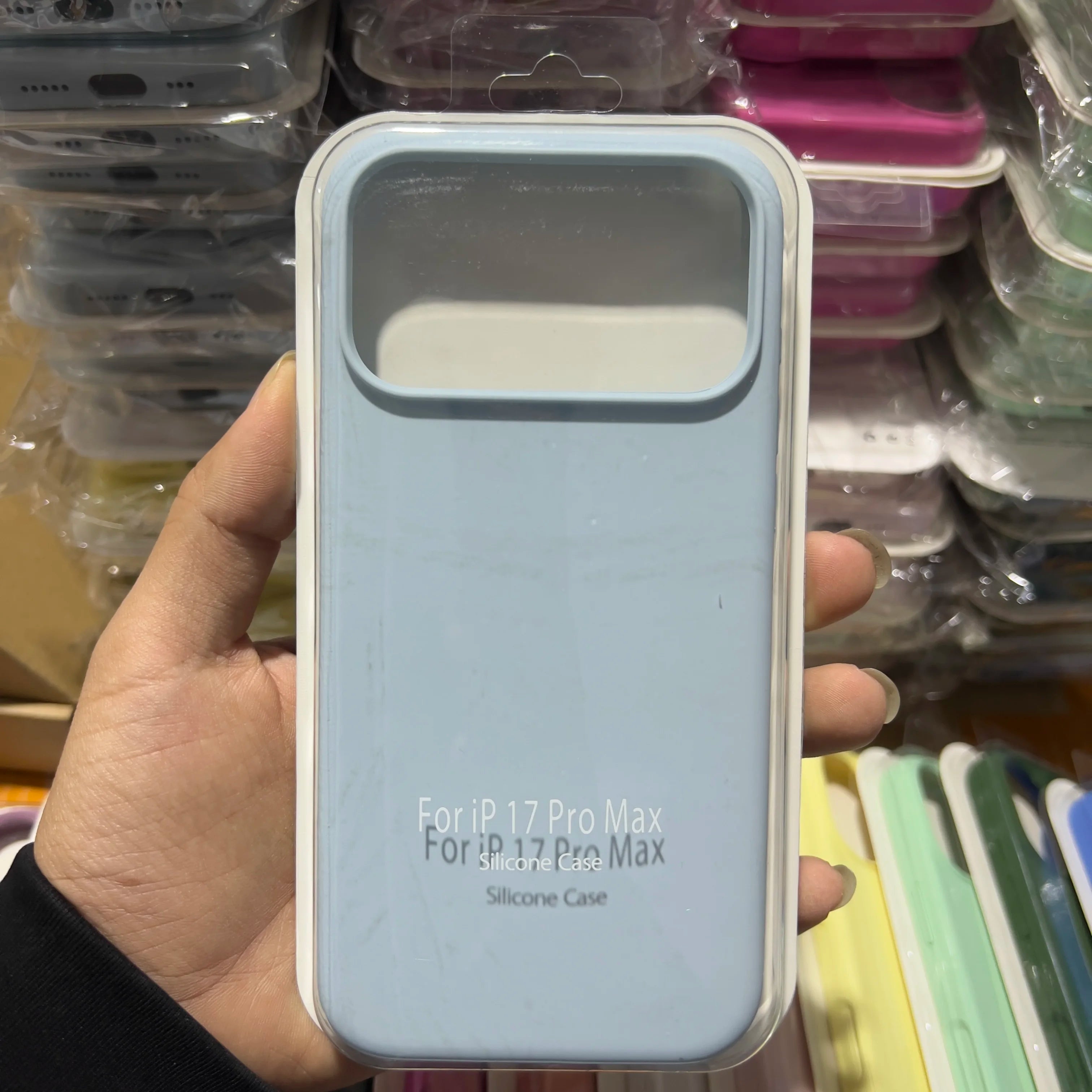 2026 NEW Liquid Silicone Case For iPhone 17 16 13 14 15 Pro Max  Luxury Shockproof Cover For 17AIR 14 15 16 Accessory