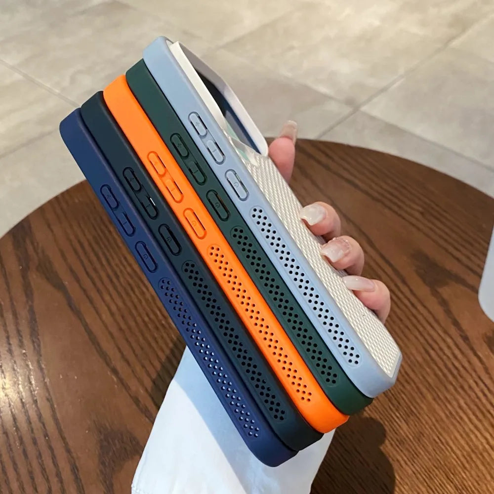 Luxury Honeycomb Mesh Hole Heat Dissipation Case for Xiaomi Mi 17 Pro Max 15 14 Pro 13 Shockproof For Magsafe Magnet Matte Cover