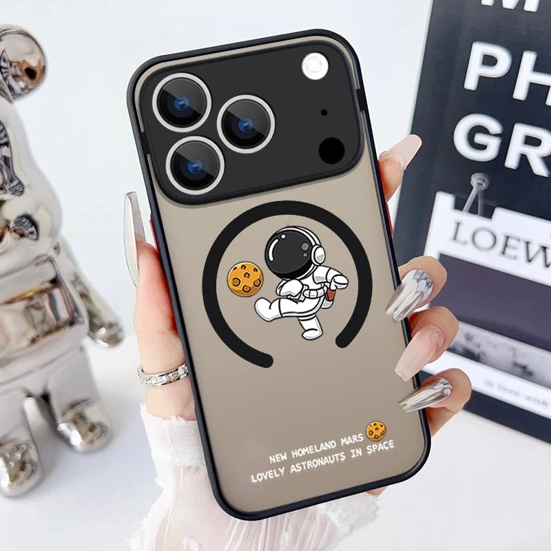 Magnetic For Magsafe Astronaut Phone Case For iPhone 17e 16e 17 16 15 Pro Max 14 13 12 Pro 16 15 Plus 11 Shockproof Matte Cover