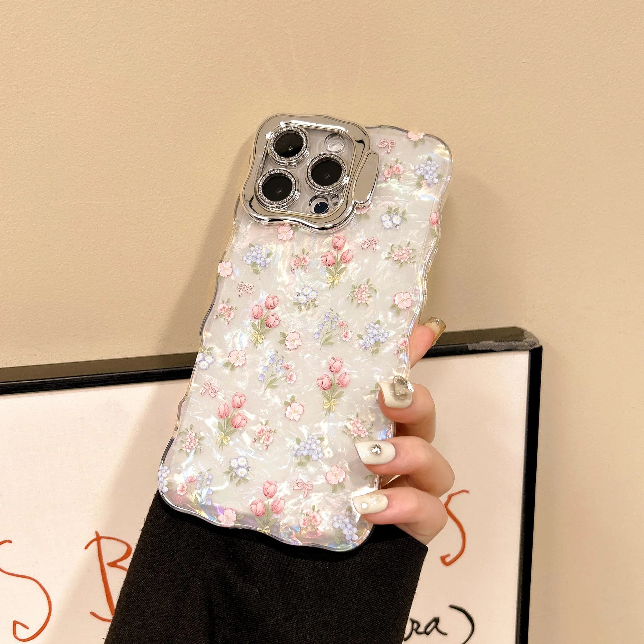 Chic Tulips Pattern Waving Frame Shell Gloss Len Frame Kickstand Phone Case for iPhone 16 15 14 11 12 13 Pro Max Plus Back Cover