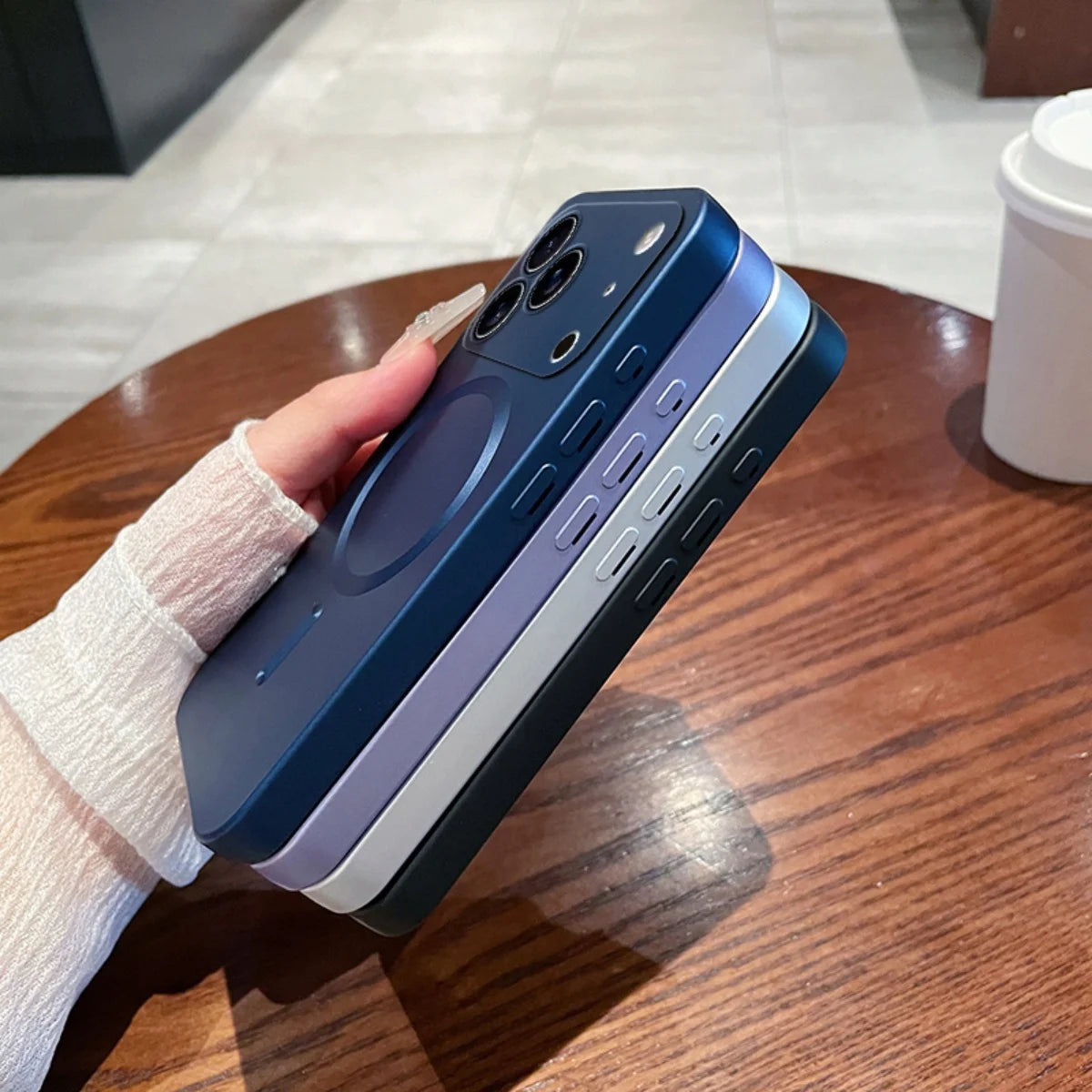 Metallic Paint Magnetic For Magsafe Case For iPhone 17 Air 16 E 15 14 Plus 13 12 11 Pro Max Wireless Charge Lens Protect Cover