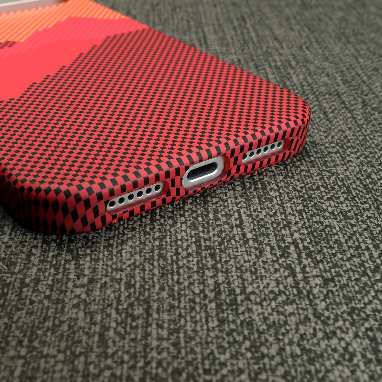 Luxury Carbon Fiber Kevlar Texture PC For Magsafe Phone Case For iPhone 17 Air 16 15 14 13 Pro Max Frosted Bumper Magnetic Cover