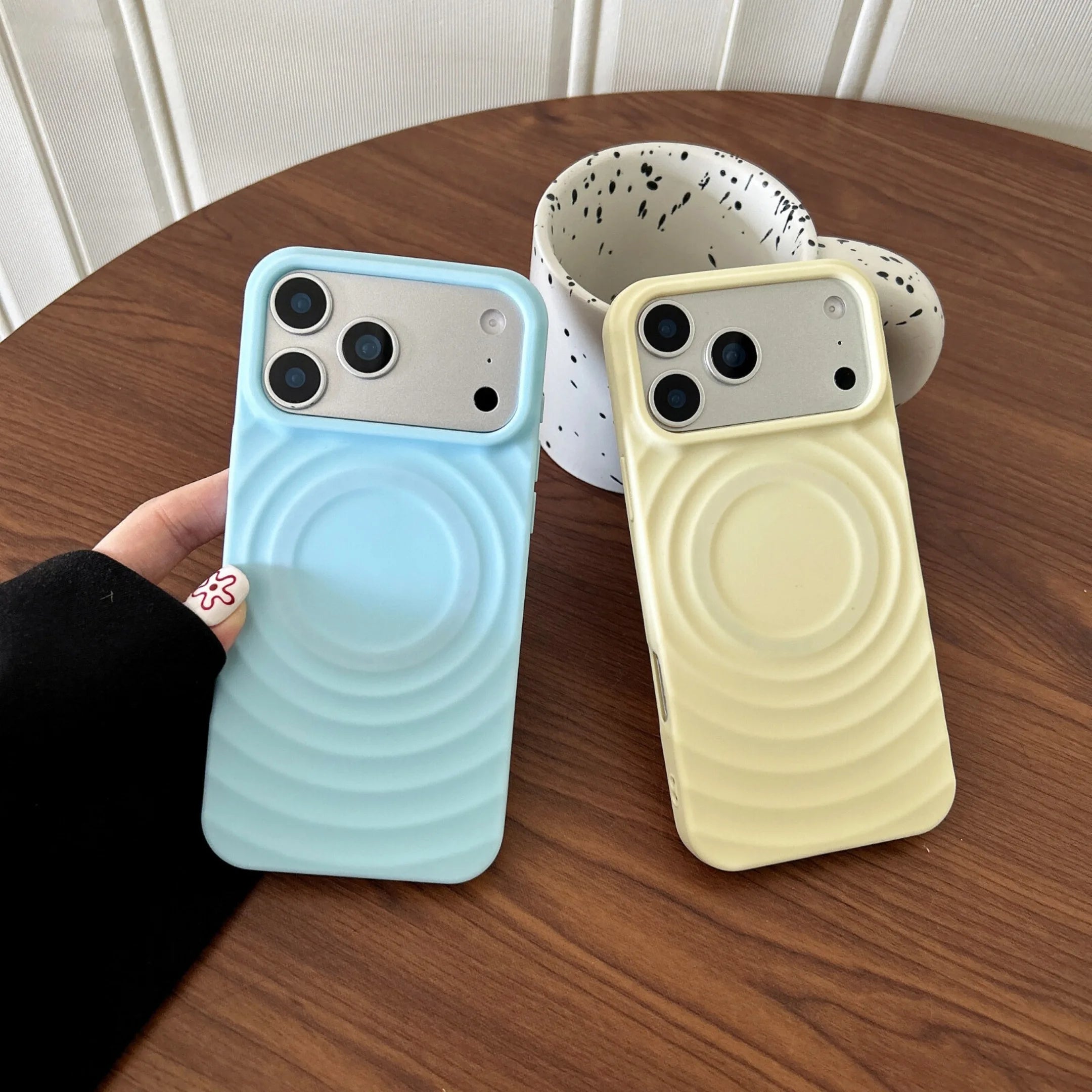 Water Ripple Magnetic Wireless Charge Phone Case for iPhone 17 16 15 14 Plus 13 12 11 Pro max 17Air Matte solid color back cover