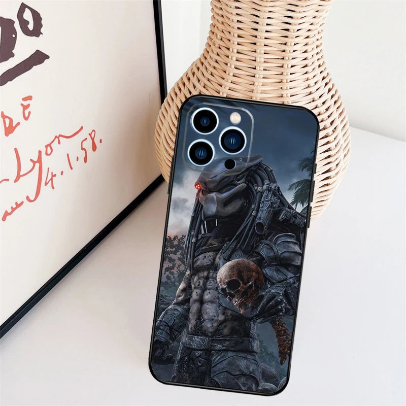 Alien Vs Predator Phone Case For iPhone 17 Pro Max 16 15 11 12 13 14 Pro Max mini 15 16 Plus 16e 17 Air Cover