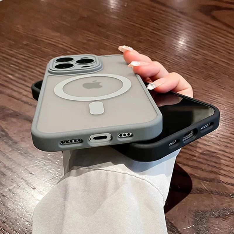2024Magnetic Luxury Matte Translucent Shockproof Case For iPhone 16 Pro Max 15 14 13 12 11 Pro Max For Magsafe Wireless Charg