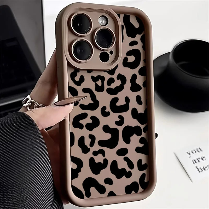 Soft TPU Leopard Painted Phone Case For iPhone 17 16 Pro Max 11 13 15 14 12 Air 16E 17promax 16promax Shockproof Funda Cover