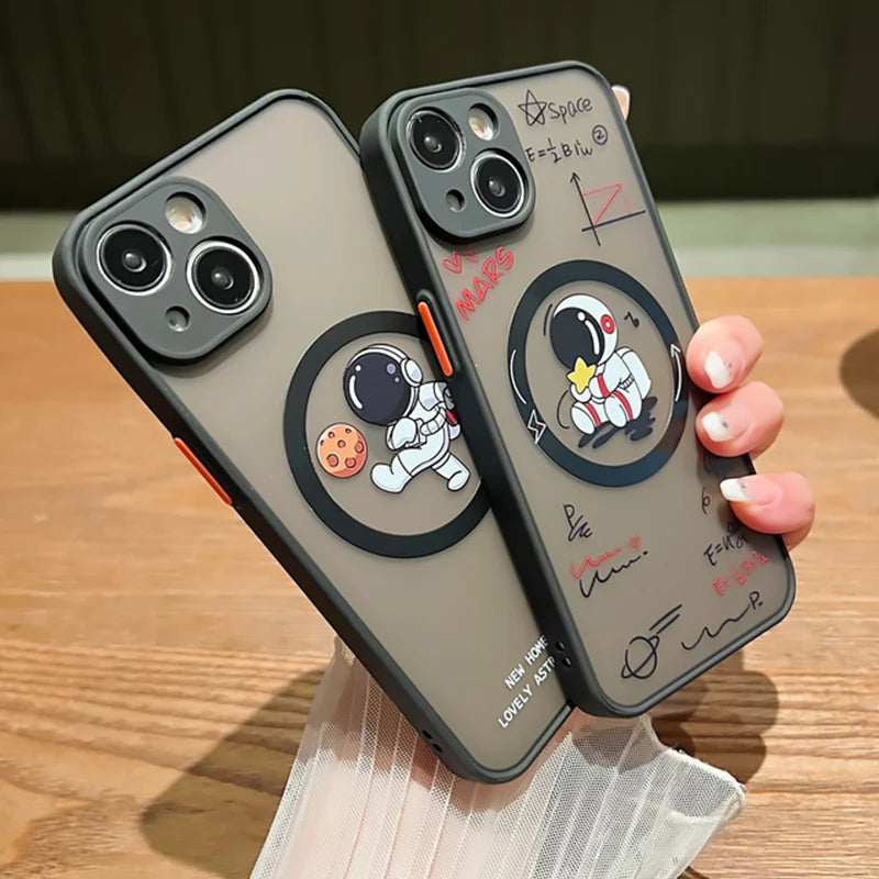Cartoon Astronaut For Magsafe Wireless Charger Case For iPhone 17e 16e 17 16 14 13 12 15 Pro Max Plus 11 Matte Hard Phone Cover