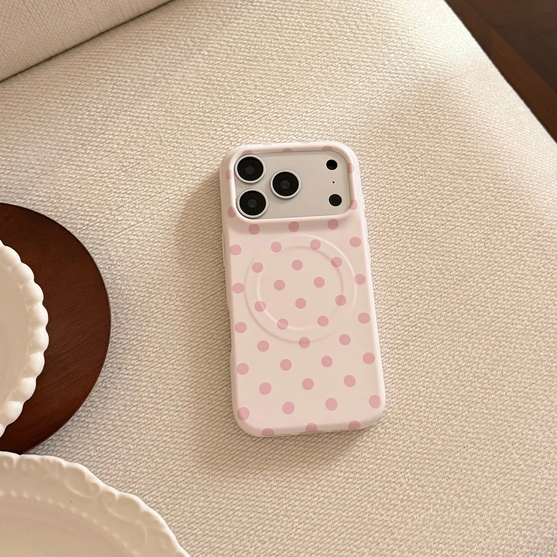 Korean Full Screen Polka Dots Pattern Magnetic Phone Case For iPhone 17 16 15 14 Pro Max Wireless Charging Shockproof Soft Cover