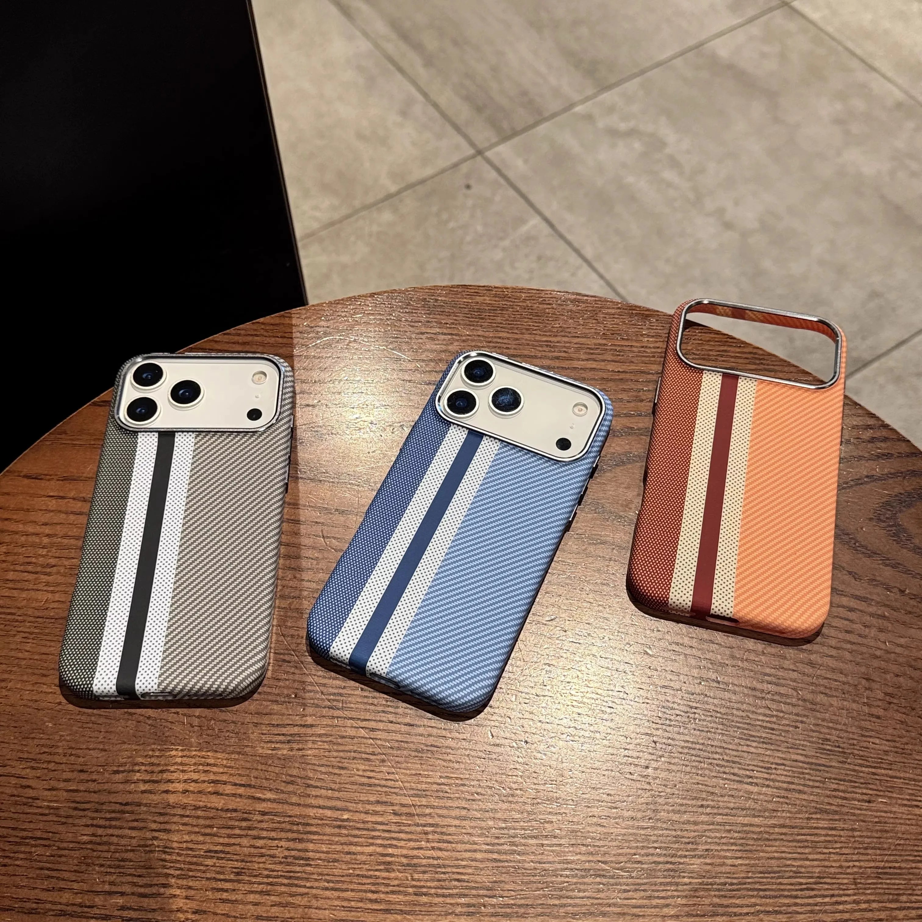 Carbon Fiber Magnetic Magnets Phone Case for iPhone 17 16 15 Pro Max Wireless Charging Back Cover Alloy Camera Protective Shell