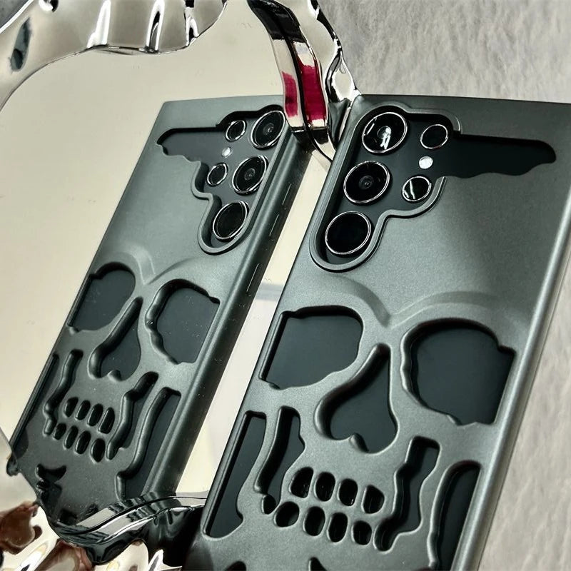 Alien Skull Head Hollow Matte Phone Case for Samsung S24 S23 Ultra Plus Luxury Ghostface Plating Soft Cover for Galaxy S24ultra