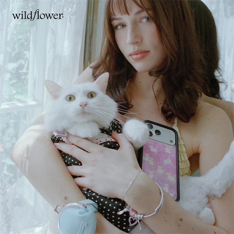Wildflower INS personality Claire Drake Phone Case For iPhone 11 12 13 14 15 16 17Pro Max Plus cartoon Cute Pink kitten wf Cover