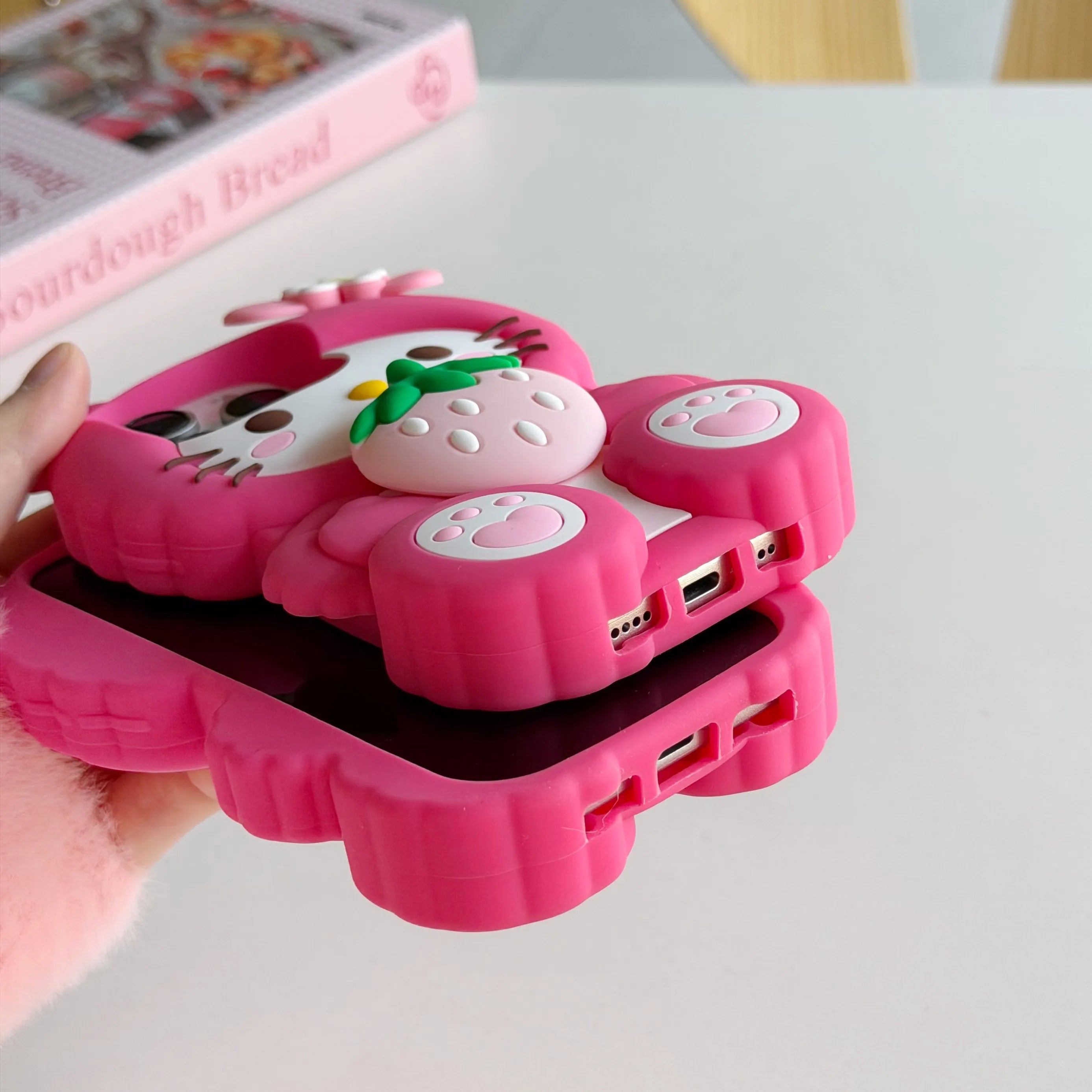 Cute 3D Hug Strawberry Hello Kitty Case For iPhone 15 14 13 16 17 Pro Max 16 Plus Standable Soft Silicone Shockproof Phone Cover