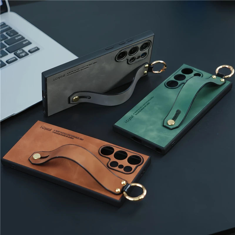 Suede Lambskin Leather Wrist Strap Phone Case For Samsung S26 Ultra S24 S23 S22 S21 Plus Shockproof Cover For Samsung S25 Ultra