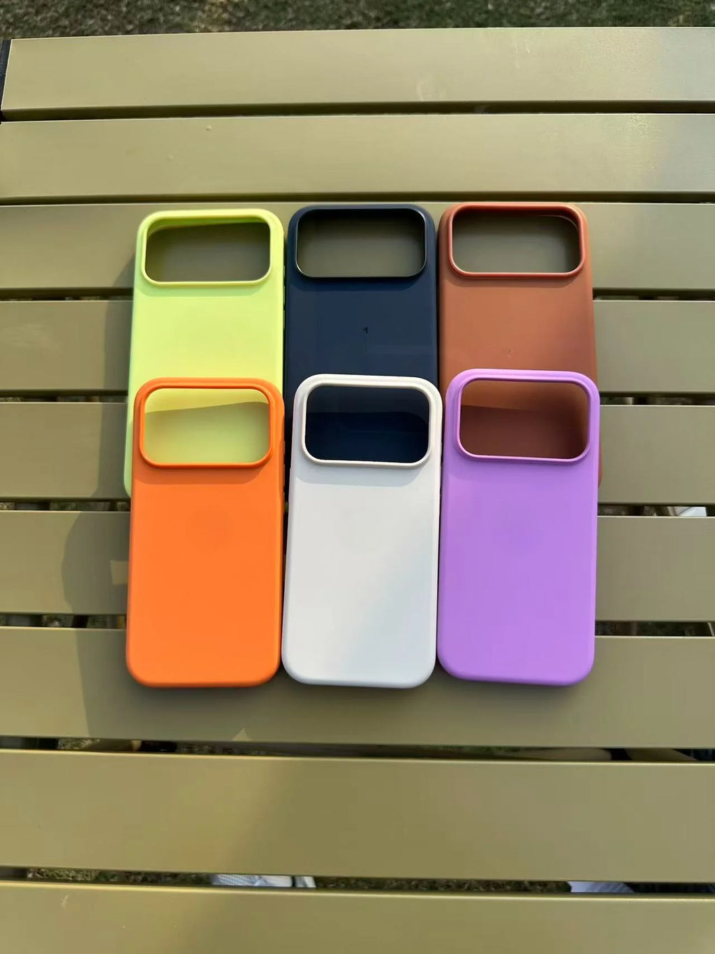Original liquid silicone phone case for iPhone 17 Pro Max with camera buttons for magnetic 17Pro anti-drop case