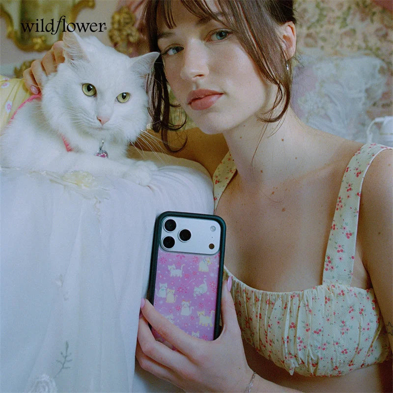 Wildflower INS personality Claire Drake Phone Case For iPhone 11 12 13 14 15 16 17Pro Max Plus cartoon Cute Pink kitten wf Cover