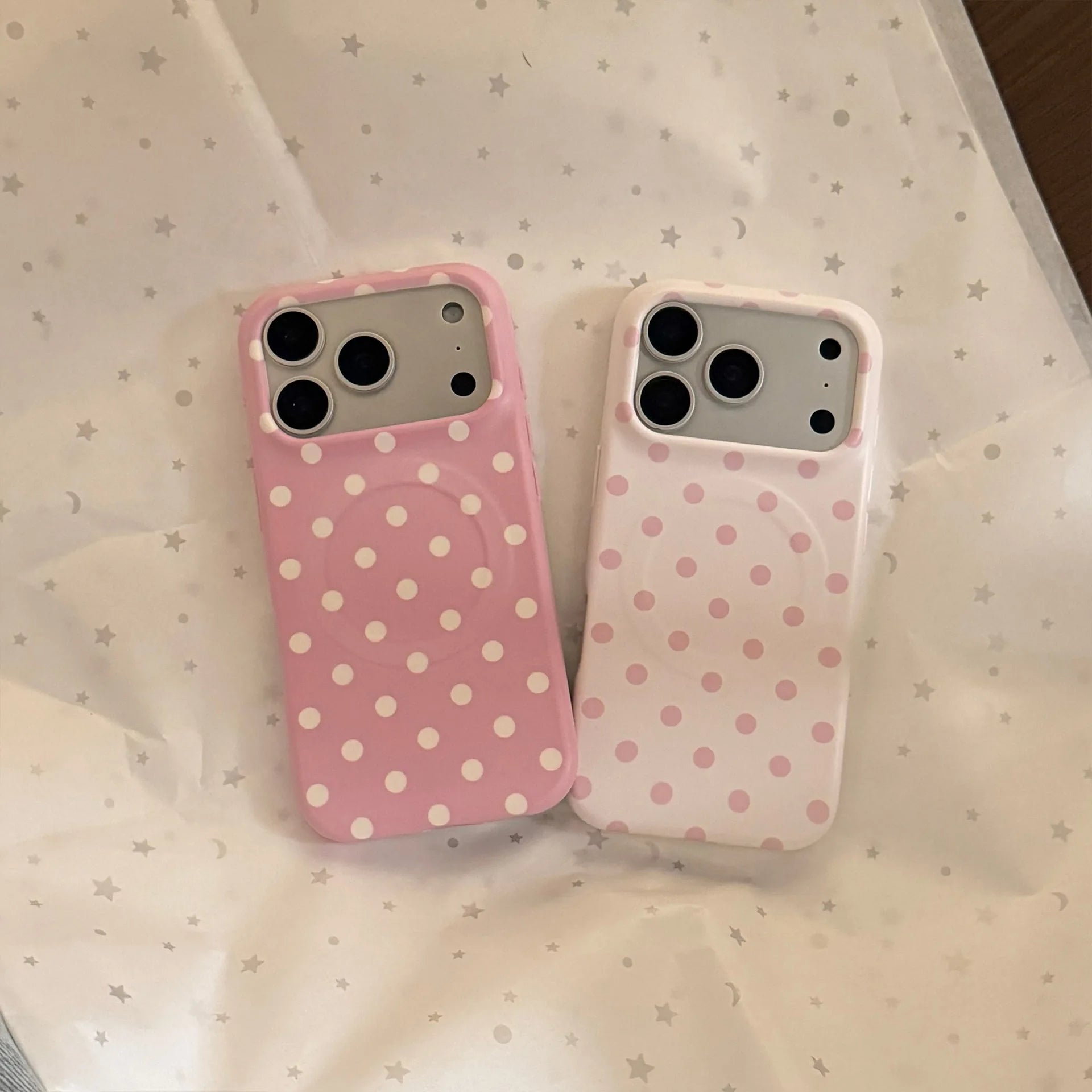 Korean Full Screen Polka Dots Pattern Magnetic Phone Case For iPhone 17 16 15 14 Pro Max Wireless Charging Shockproof Soft Cover
