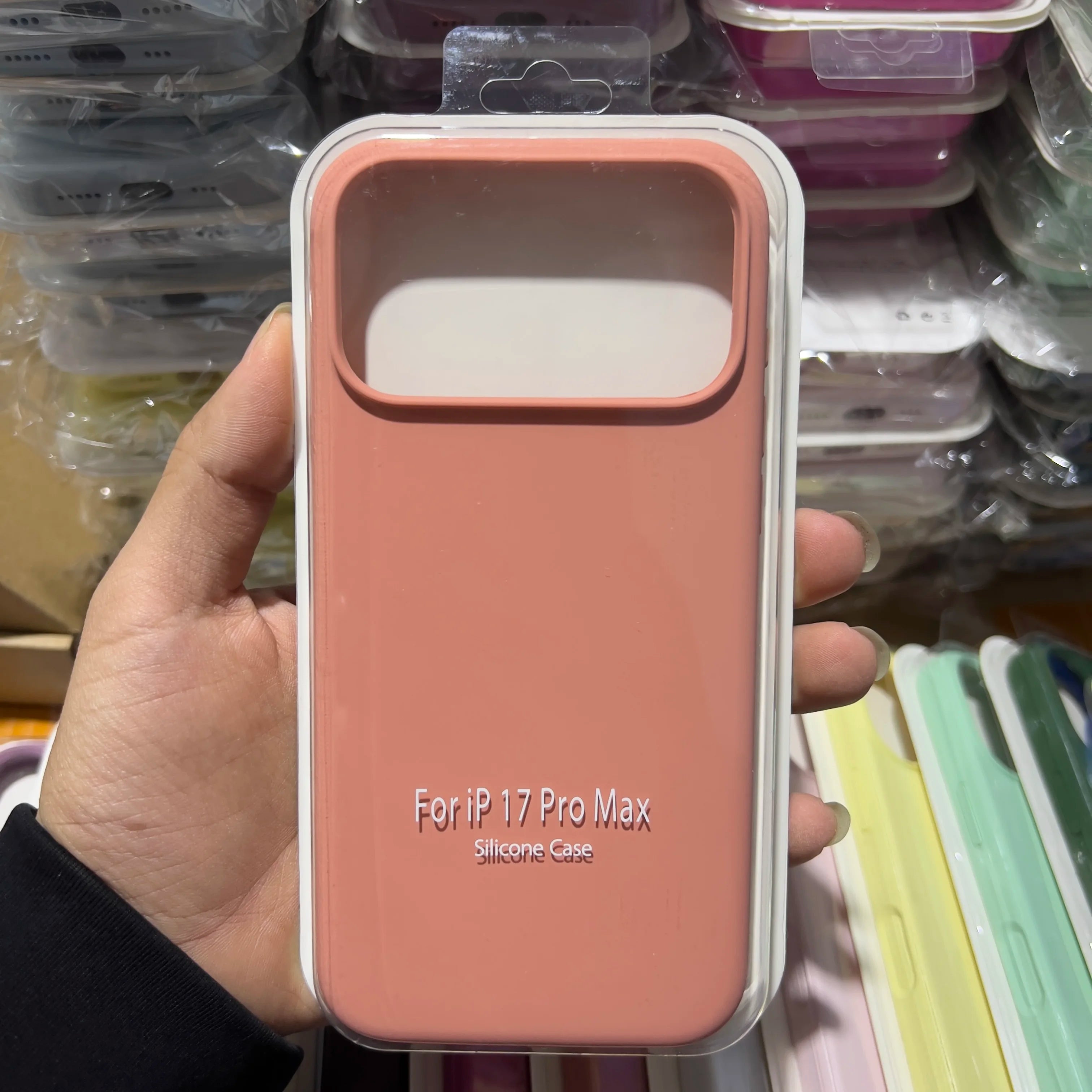 2026 NEW Liquid Silicone Case For iPhone 17 16 13 14 15 Pro Max  Luxury Shockproof Cover For 17AIR 14 15 16 Accessory