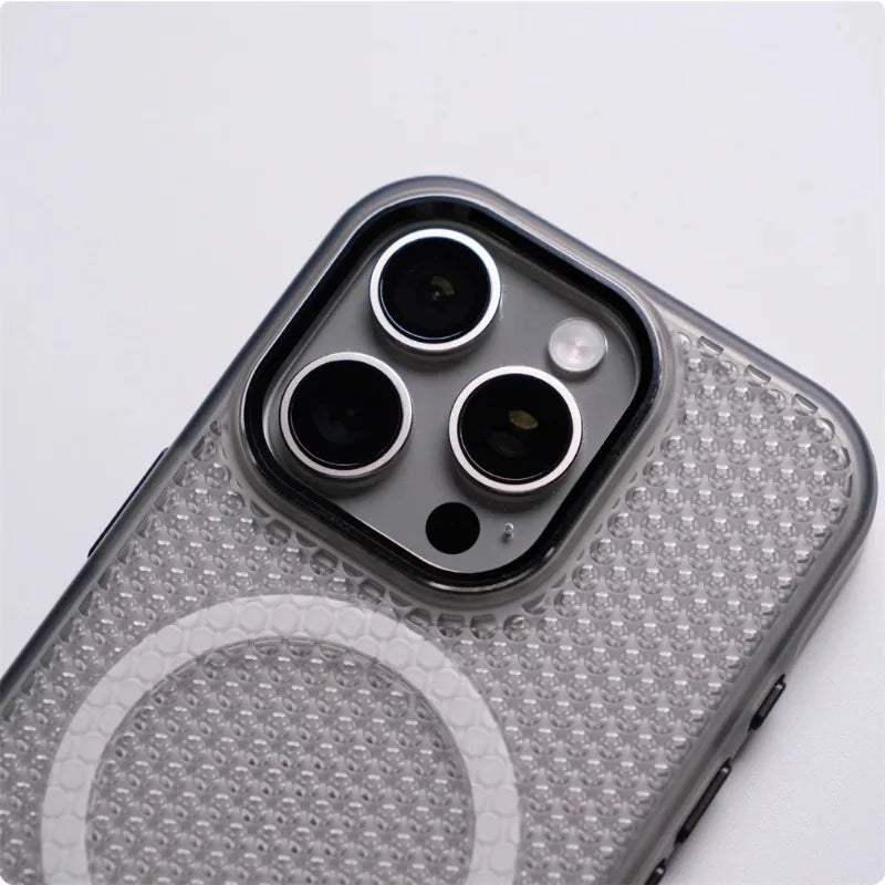Cooling Heat Dissipation Magnetic Phone Case For iPhone 16 Pro Max 15 17 13 12 Case For Magsafe Wireless Charge Shockproof Cover