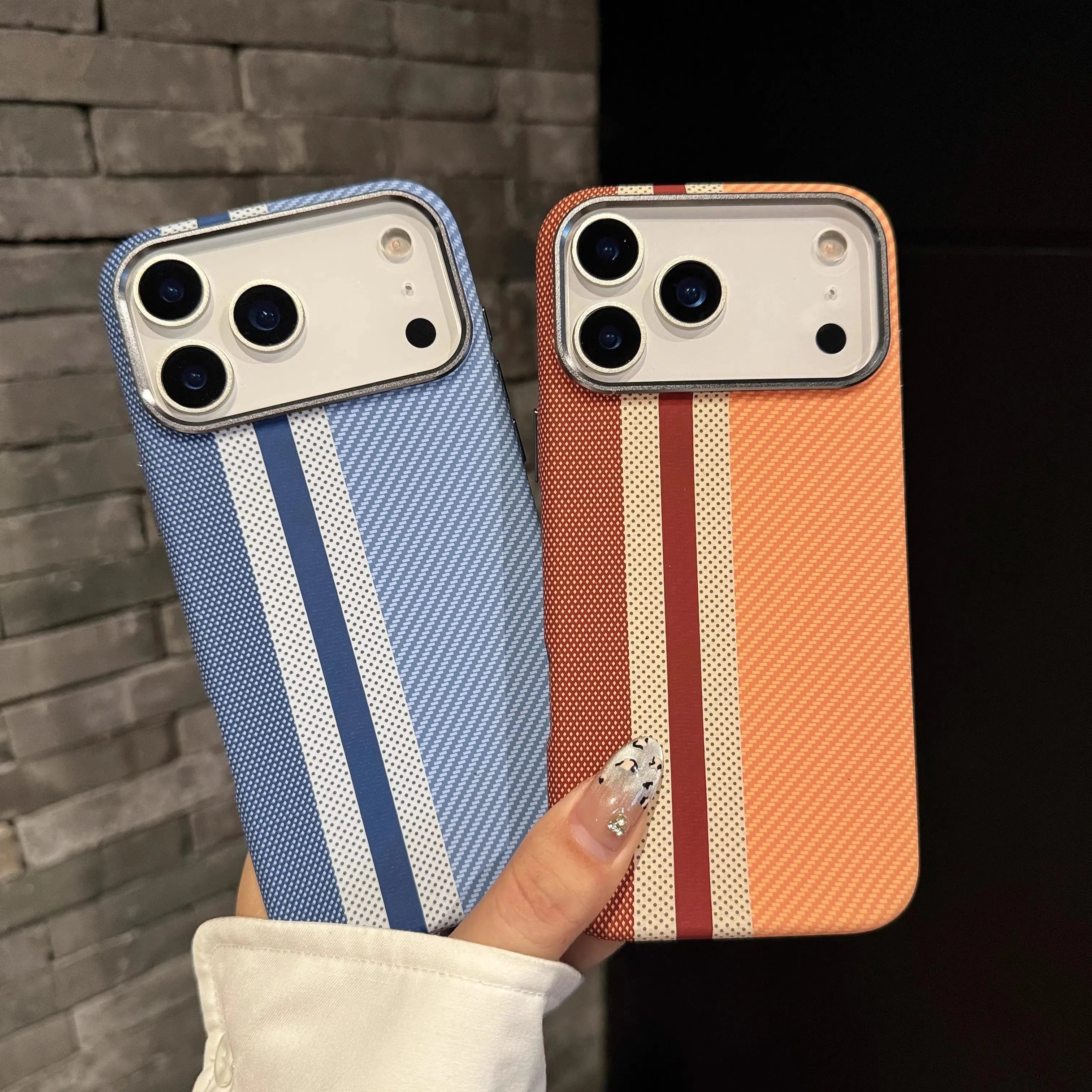 Carbon Fiber Magnetic Magnets Phone Case for iPhone 17 16 15 Pro Max Wireless Charging Back Cover Alloy Camera Protective Shell