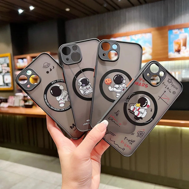 Cartoon Astronaut For Magsafe Wireless Charger Case For iPhone 17e 16e 17 16 14 13 12 15 Pro Max Plus 11 Matte Hard Phone Cover