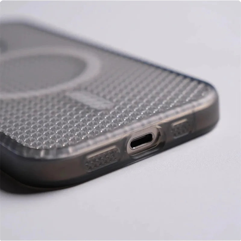 Cooling Heat Dissipation Magnetic Phone Case For iPhone 16 Pro Max 15 17 13 12 Case For Magsafe Wireless Charge Shockproof Cover