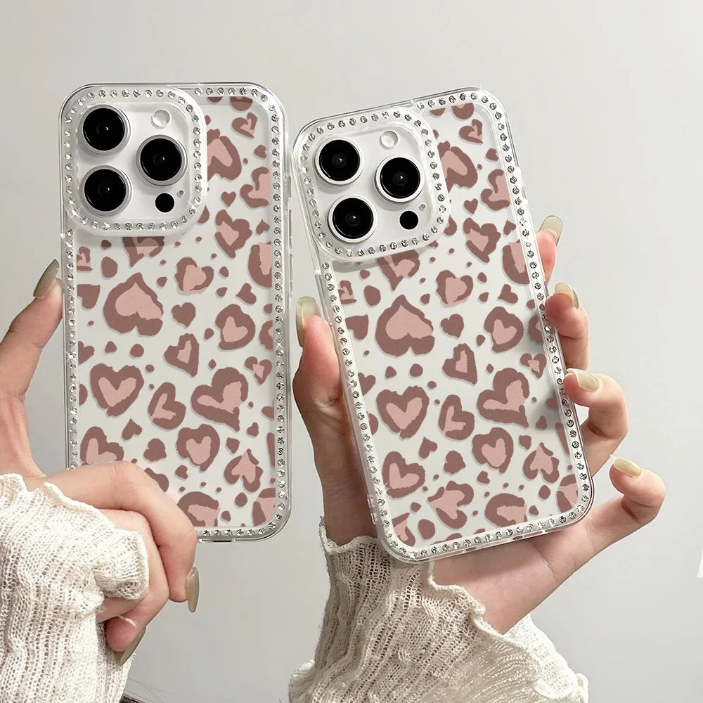 Heart-Shaped Leopard Print Phone Case For iPhone 16 Pro Max 17 Pro 13 16 14 15 17 12 Air 11 Shockproof Funda Cover Transparent