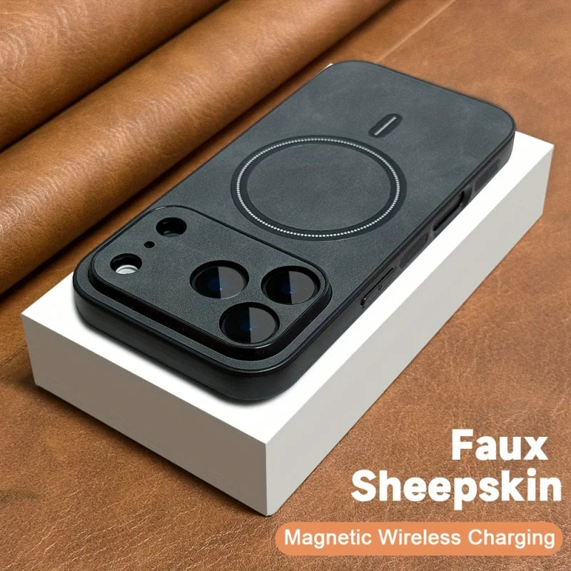Advanced magnetic wireless charging phone case suitable foriPhone 17、16、15、14、13、12 Pro Max Features a stylish retro faux sheeps