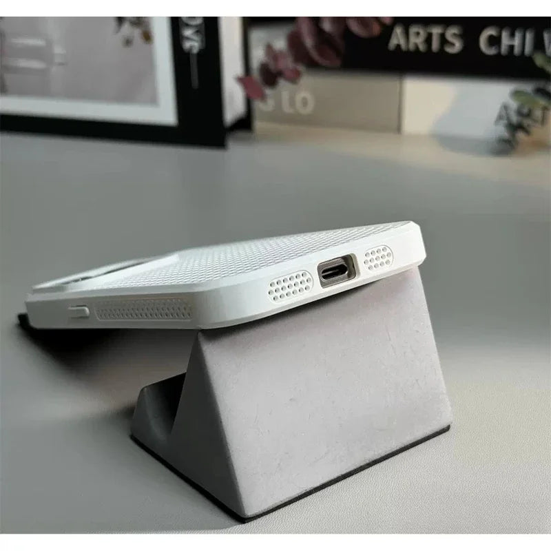 Luxury Dissipate Heat Phone Case For iPhone 11 12 13 14 15 16 Pro 17 Max Plus Air Magnetic Shockproof Bumper Cases Cover